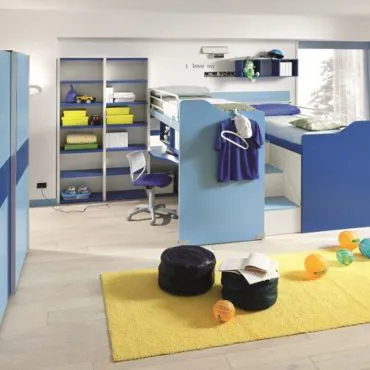 Camerettta gialla e blu